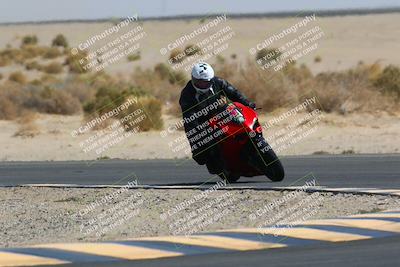 media/Mar-28-2022-Superbike Trackdays (Mon) [[b8603d0f67]]/Open Track Time/Turn 16/